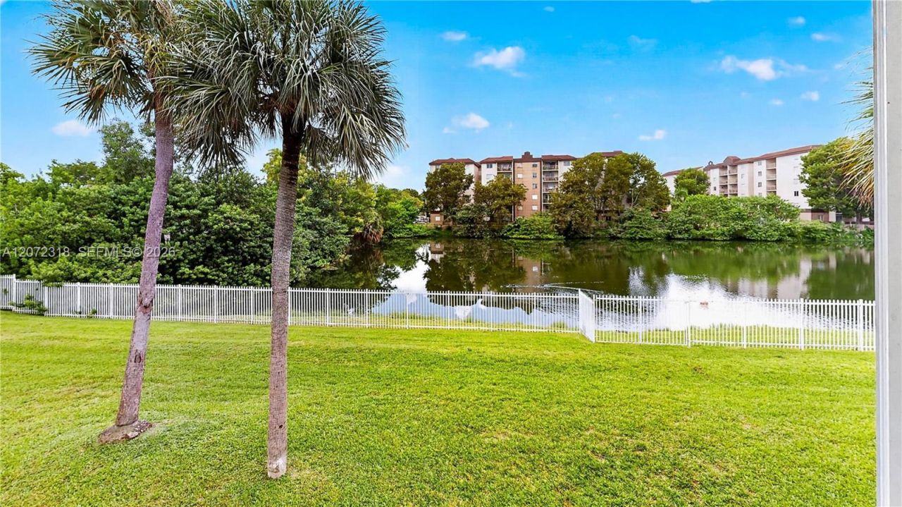 7670 SW 152nd Ave , Unit 206, Miami, FL 33193 Photo