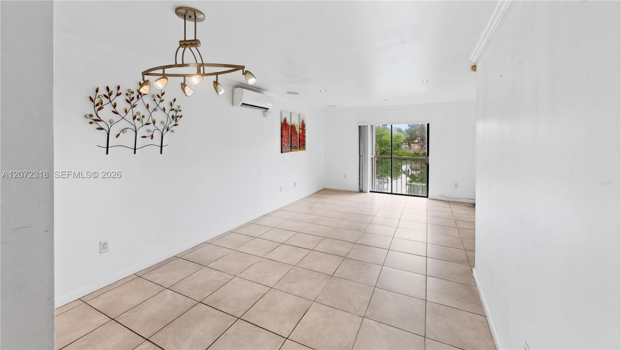 7670 SW 152nd Ave , Unit 206, Miami, FL 33193 Photo