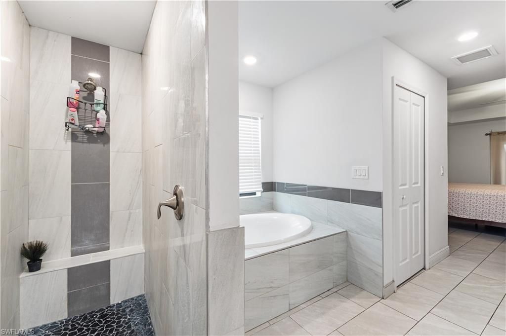 2618 Helen Cir, Lehigh Acres, FL 33971 Photo