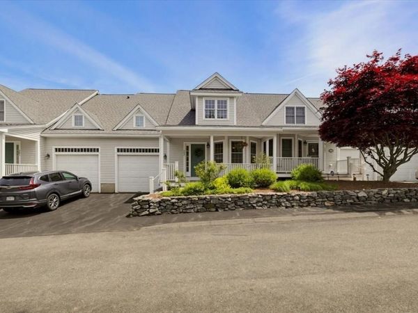 10 Charnstaff Lane, Unit 202, Billerica, MA 01821