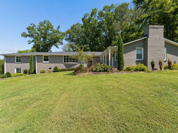 805 Cammack Ct , Nashville, TN 37205