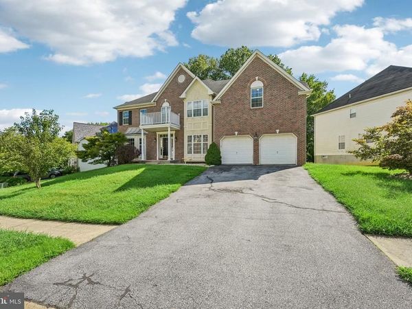 17 BLACKBIRD COURT , NEWARK, DE 19702