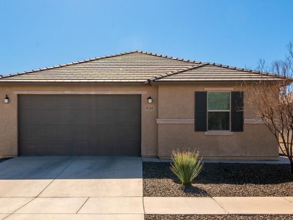 8746 E STONE MEADOW Circle, Tucson, AZ 85730