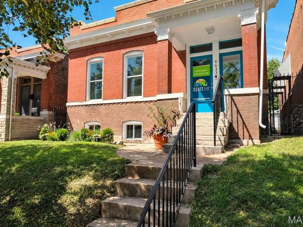 4633 Alaska Avenue , St Louis, MO 63111
