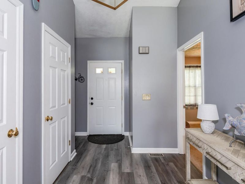 436 Thompson Drive, Fairborn, OH 45324 Photo 6
