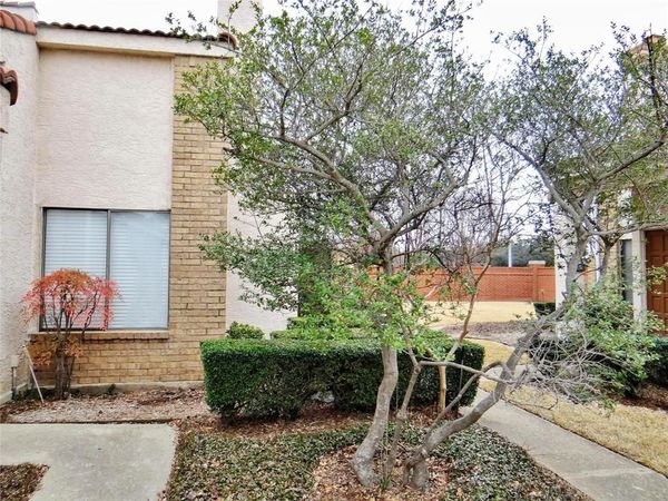517 Ranch Trail, Unit 127, Irving, TX 75063