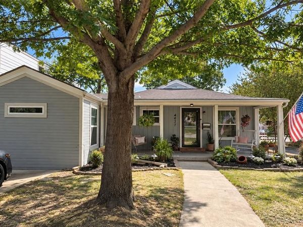 4637 Calmont Avenue, Fort Worth, TX 76107