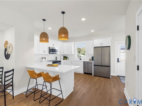851 E Bank Street, Petersburg, VA 23803
