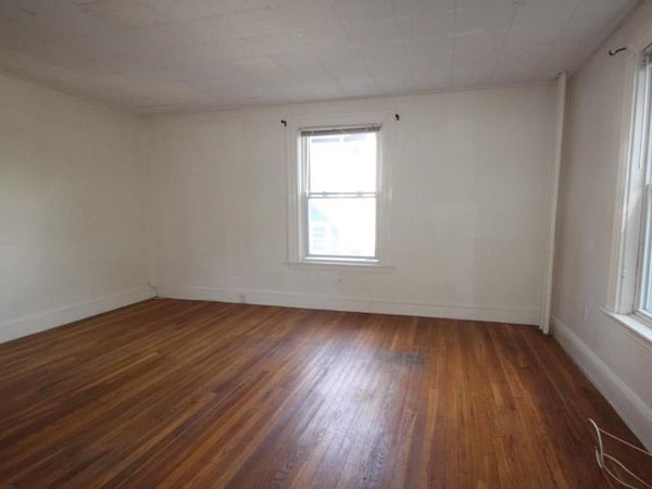 31 Acton St, Unit 1, Arlington, MA 02476