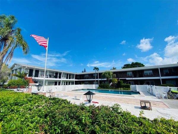 1100 Atlantic Shores Blvd , Unit 309, Hallandale Beach, FL 33009