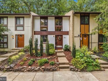2424 CLOUDCROFT SQUARE, RESTON, VA 20191
