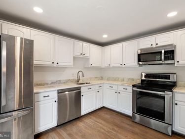 3050 SILENT VALLEY DRIVE, FAIRFAX, VA 22031