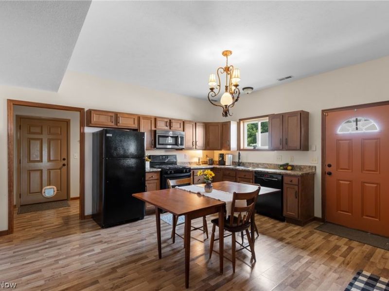 308 Carl Street, Barnesville, OH 43713 Photo 14