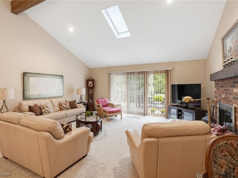 7582 Heather Circle, Kent, OH 44240 Photo 9