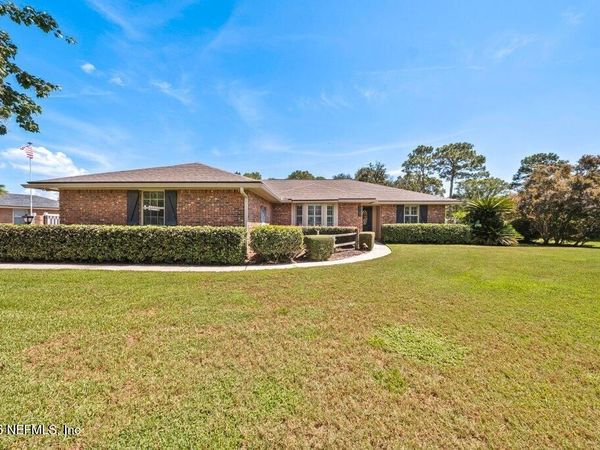 1147 PEBBLE RIDGE Drive, Jacksonville, FL 32220