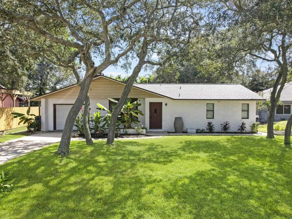 247 Boulevard Des Pins, St Johns, FL 32080