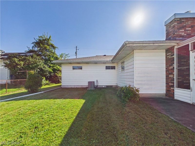 925 Belrock Avenue, Belpre, OH 45714 Photo 10