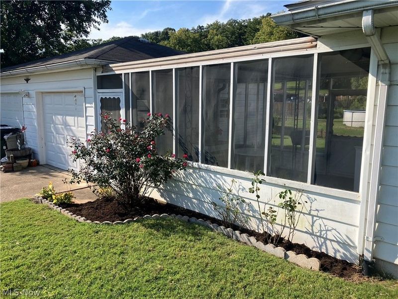 925 Belrock Avenue, Belpre, OH 45714 Photo 8
