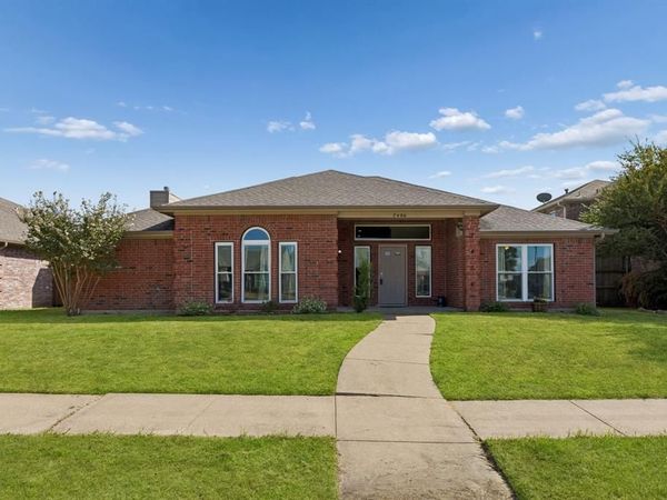 7406 Bayview Drive, Rowlett, TX 75088