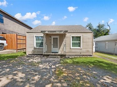 2712 27th Street, Fort Worth, TX 76106