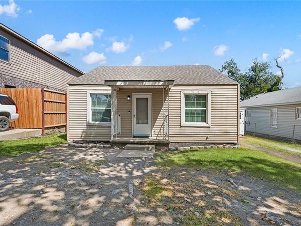 2712 27th Street, Fort Worth, TX 76106