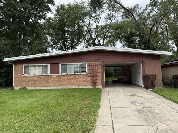 125 Algonquin Street , Park Forest, IL 60466