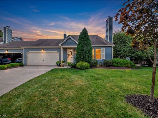 19 Pond Drive, Rocky River, OH 44116