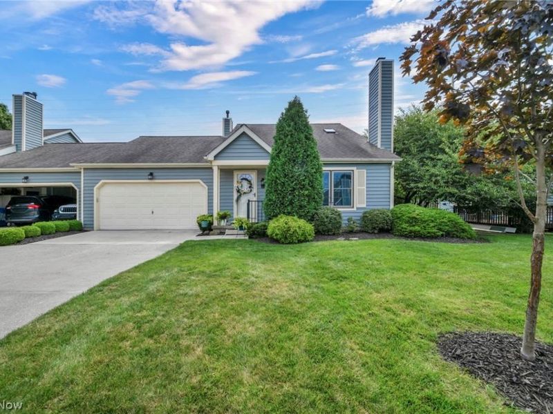 19 Pond Drive, Rocky River, OH 44116 Photo 3