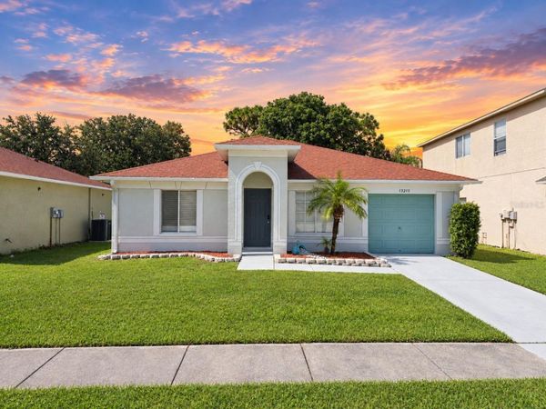 13215 PIKE LAKE DRIVE , RIVERVIEW, FL 33579