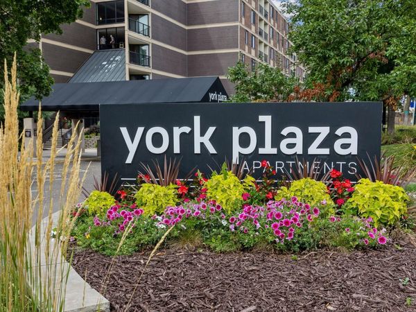 7200 York Avenue S, Unit 103, Edina, MN 55435