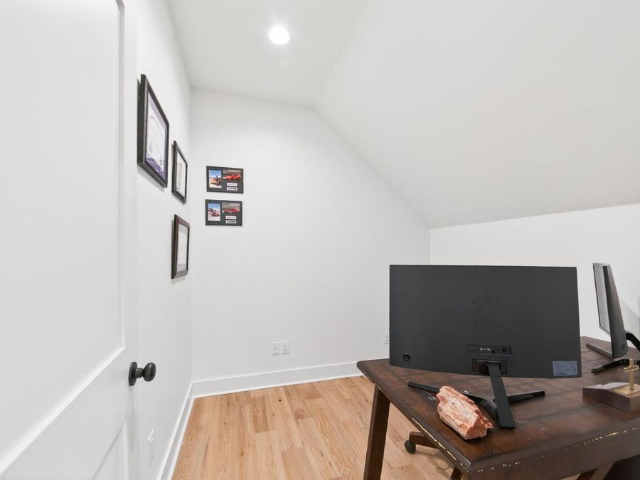 Property Image 42