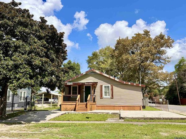 224 E Railroad St, Gonzales, LA 70737
