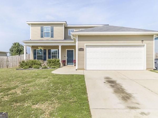 723 Ivy Glen Drive, Perry, GA 31069