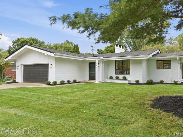 604 S Higbie Place , Grosse Pointe Woods, Mi 48236