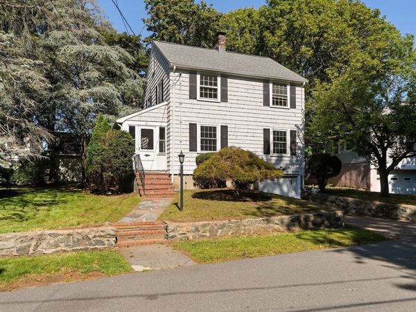 51 Iroquois Road, Arlington, MA 02476