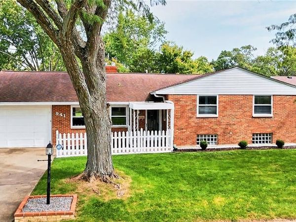 941 Hollendale Drive, Kettering, OH 45429