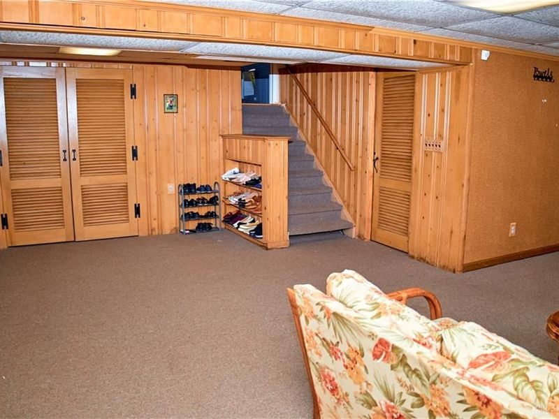 941 Hollendale Drive, Kettering, OH 45429 Photo 12