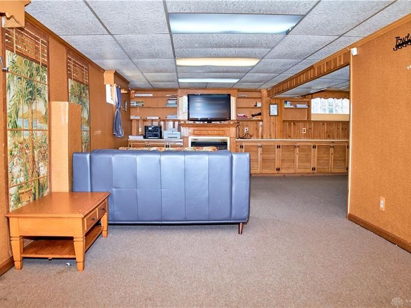 941 Hollendale Drive, Kettering, OH 45429 Photo 14