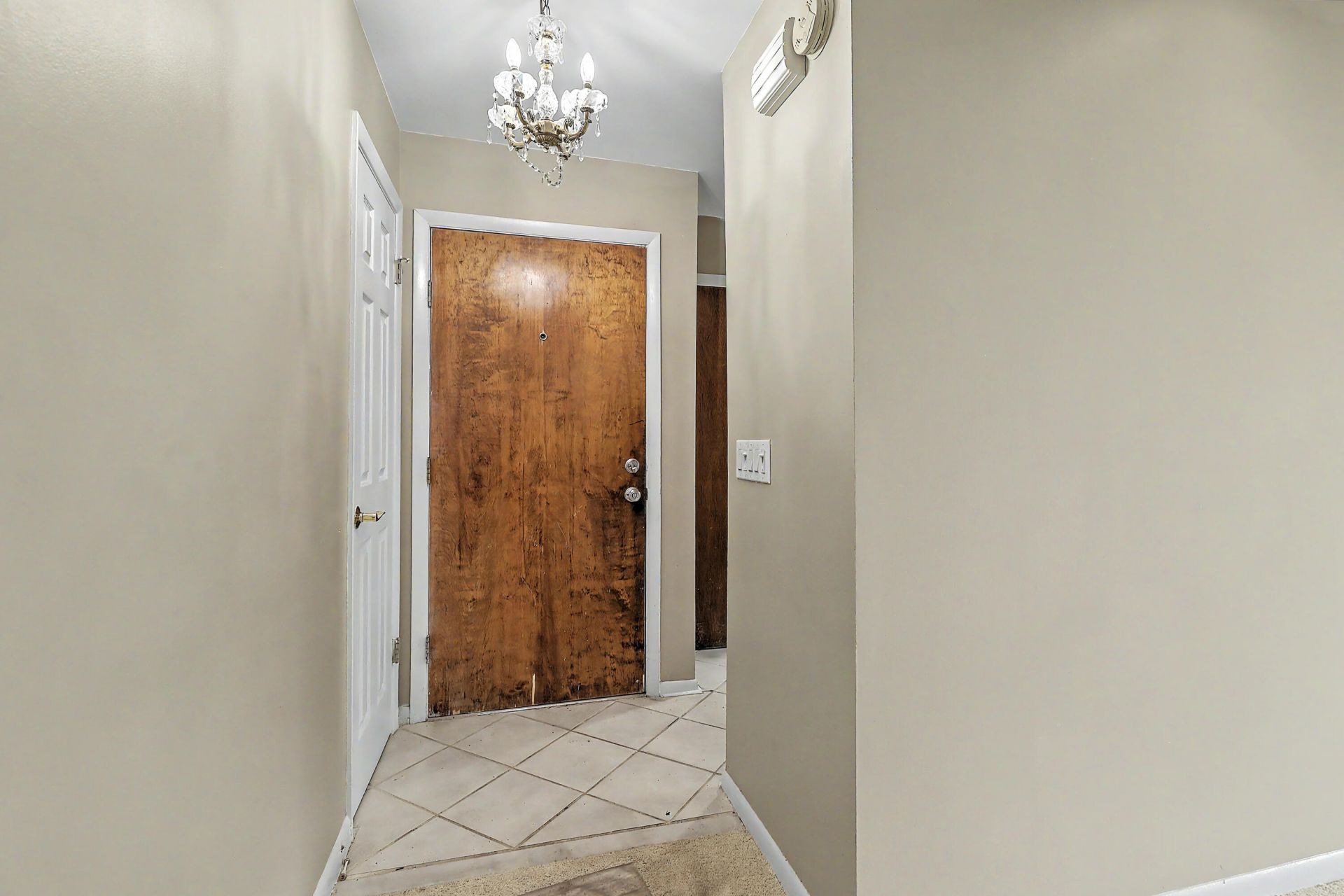 1203 Village Creek Lane Photo 10