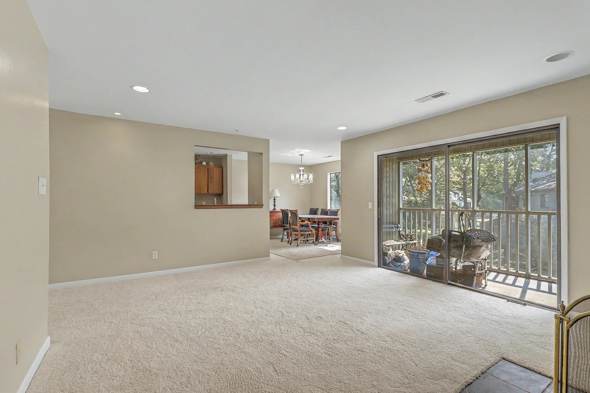 1203 Village Creek Lane Photo 15
