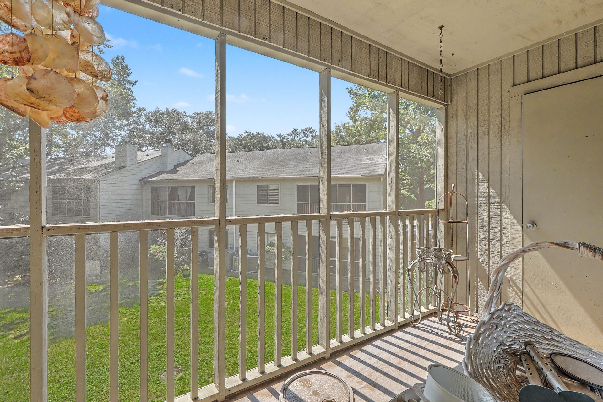 1203 Village Creek Lane Photo 18