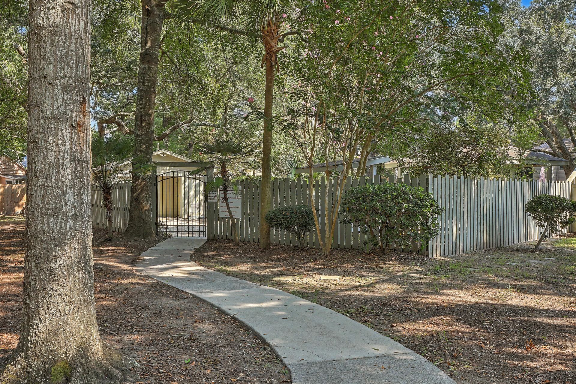 1203 Village Creek Lane Photo 5