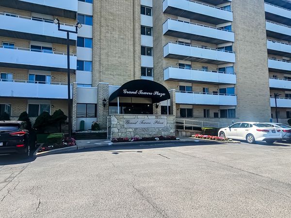 10515 Grand Avenue , Unit 203, Franklin Park, IL 60131