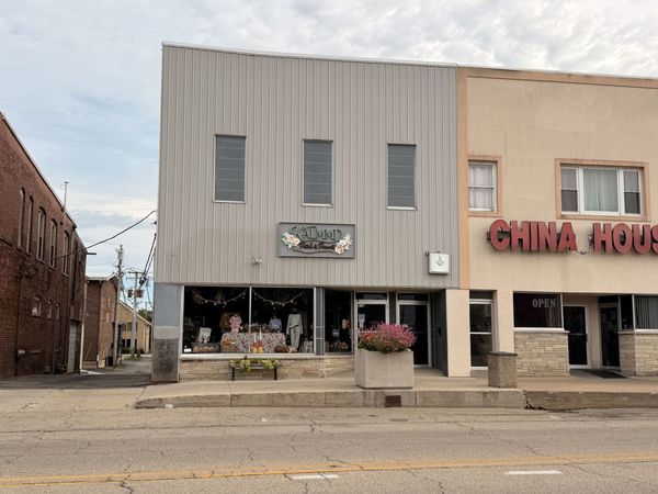 810 Washington Street , Mendota, IL 61342
