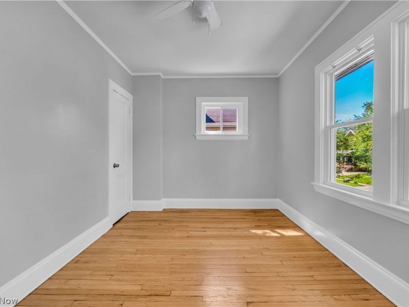 921 Helmsdale Road, Cleveland Heights, OH 44112 Photo 18