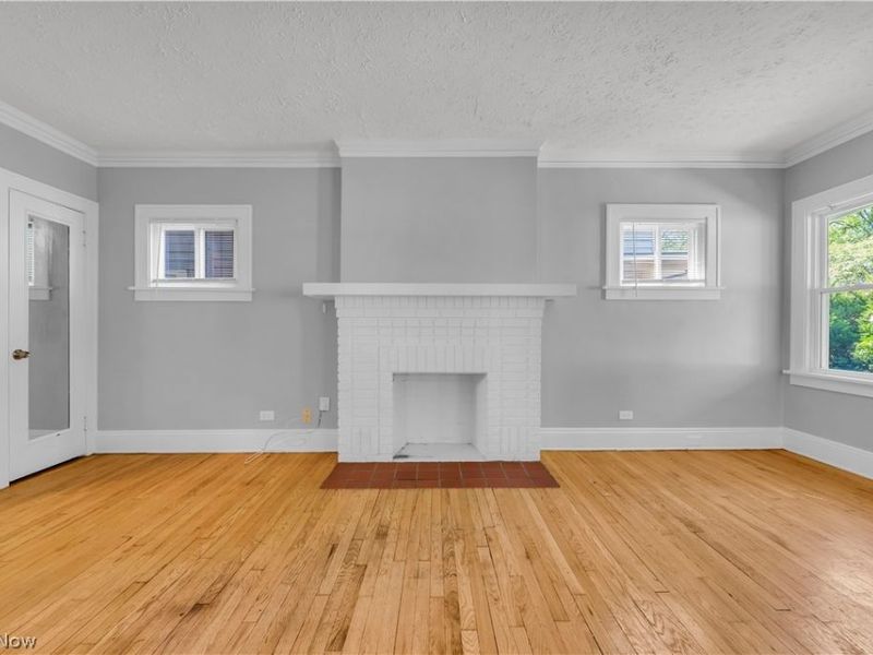 921 Helmsdale Road, Cleveland Heights, OH 44112 Photo 5