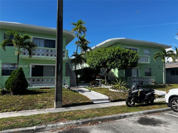 2072 NE 169th St , Unit 8, North Miami Beach, FL 33162