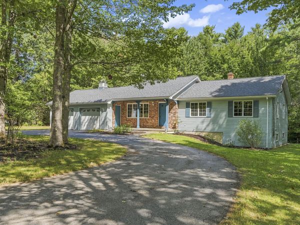 9 Gayton Road, Lisbon, ME 04250