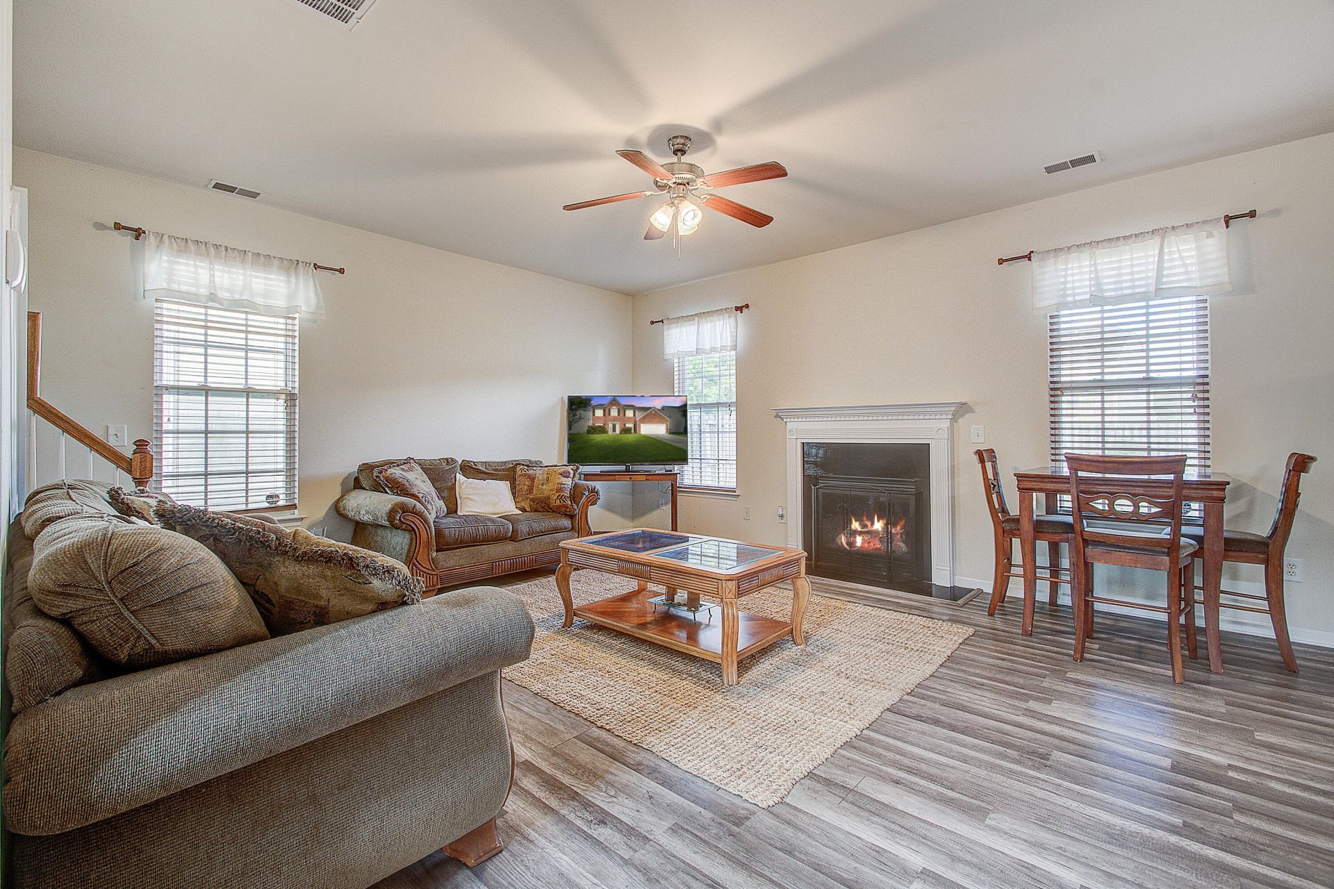 3342 Kirkwall Drive Photo 11