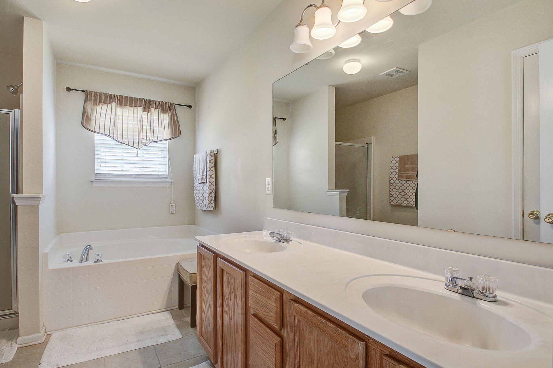 3342 Kirkwall Drive Photo 32
